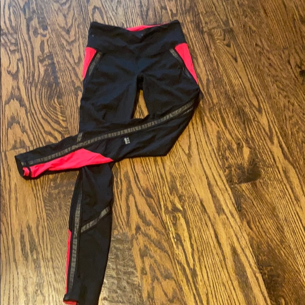 VS leggings